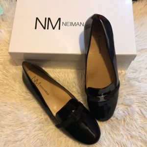Neiman Marcus patent flats / loafer